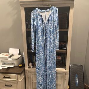 Lilly Pulitzer Blue and White Floral Dress